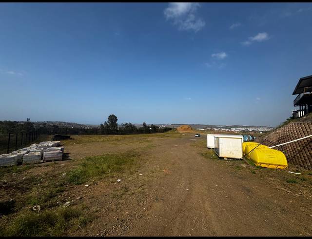 13,000M² VACANT LAND TO LET IN RIET RIVER